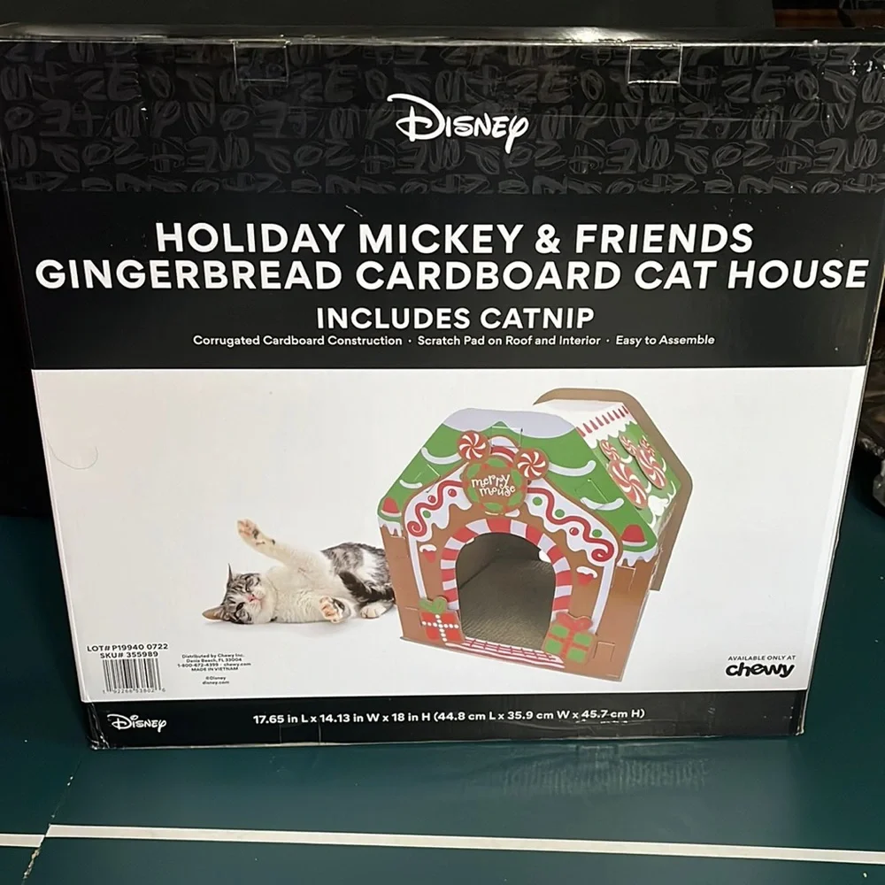 Disney Holiday Mickey & Friends Gingerbread Cardboard Cat House